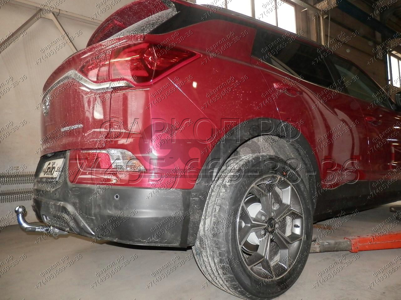 Полностью оцинкованный фаркоп на KGM Korando 2023-, SsangYong Korando 2019-2023. Тип шара: A. Установка без выреза бампера. Нагрузки: 2200/120 кг, масса фаркопа 17,82 кг